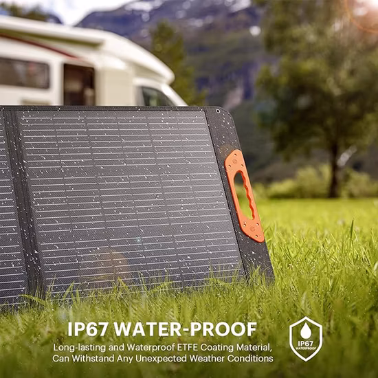 USB出力付き100Wポータブル折りたたみソーラーチャージャー